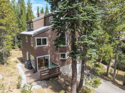 7231 Alpine Way , Soda Springs, CA 95728 Photo