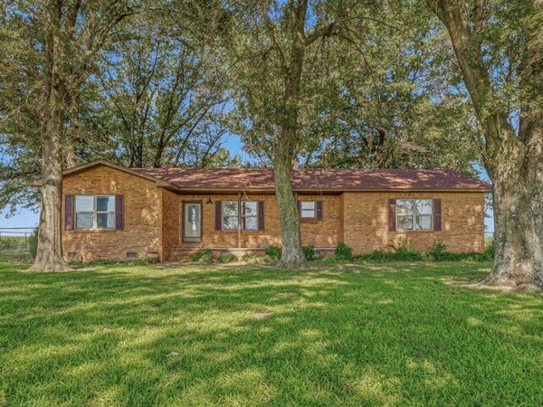 5891 N Highway 77, Leachville, AR 72438