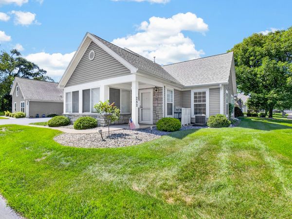 282 Ashton Lake Drive, Battle Creek, MI 49015