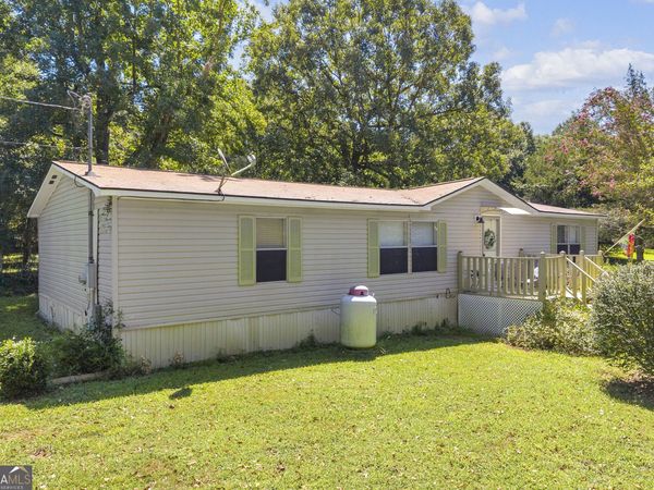 1664 Akin Road, Martin, GA 30557