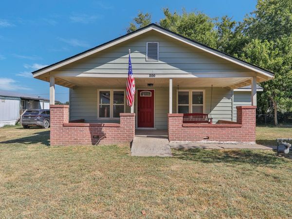 200 S Elm Street, Chelsea, OK 74016