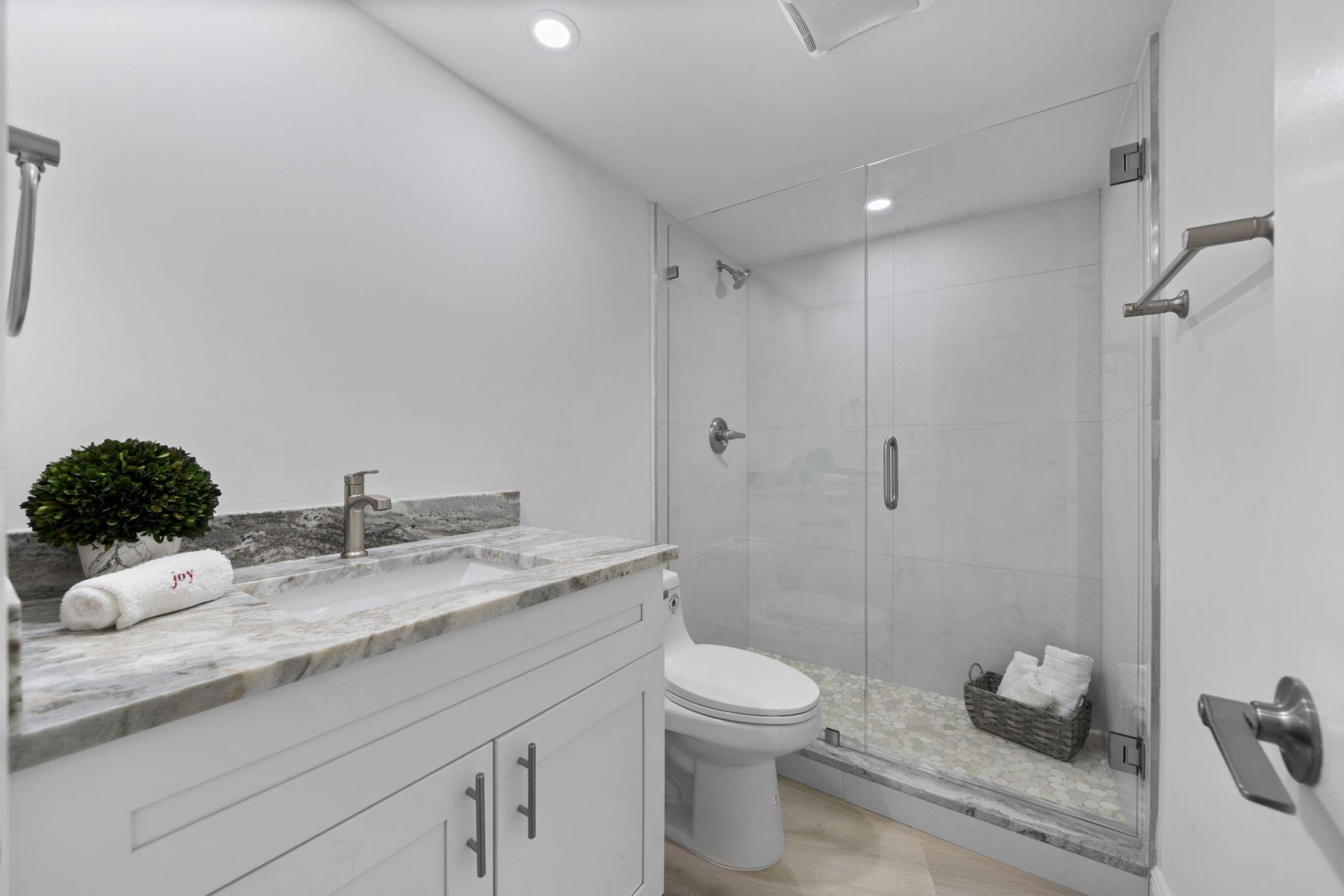 4020 W Palm Aire Drive, Unit 408, Pompano Beach, FL 33069 Photo