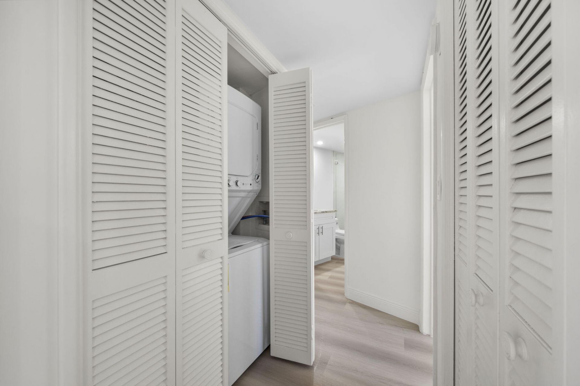 4020 W Palm Aire Drive, Unit 408, Pompano Beach, FL 33069 Photo