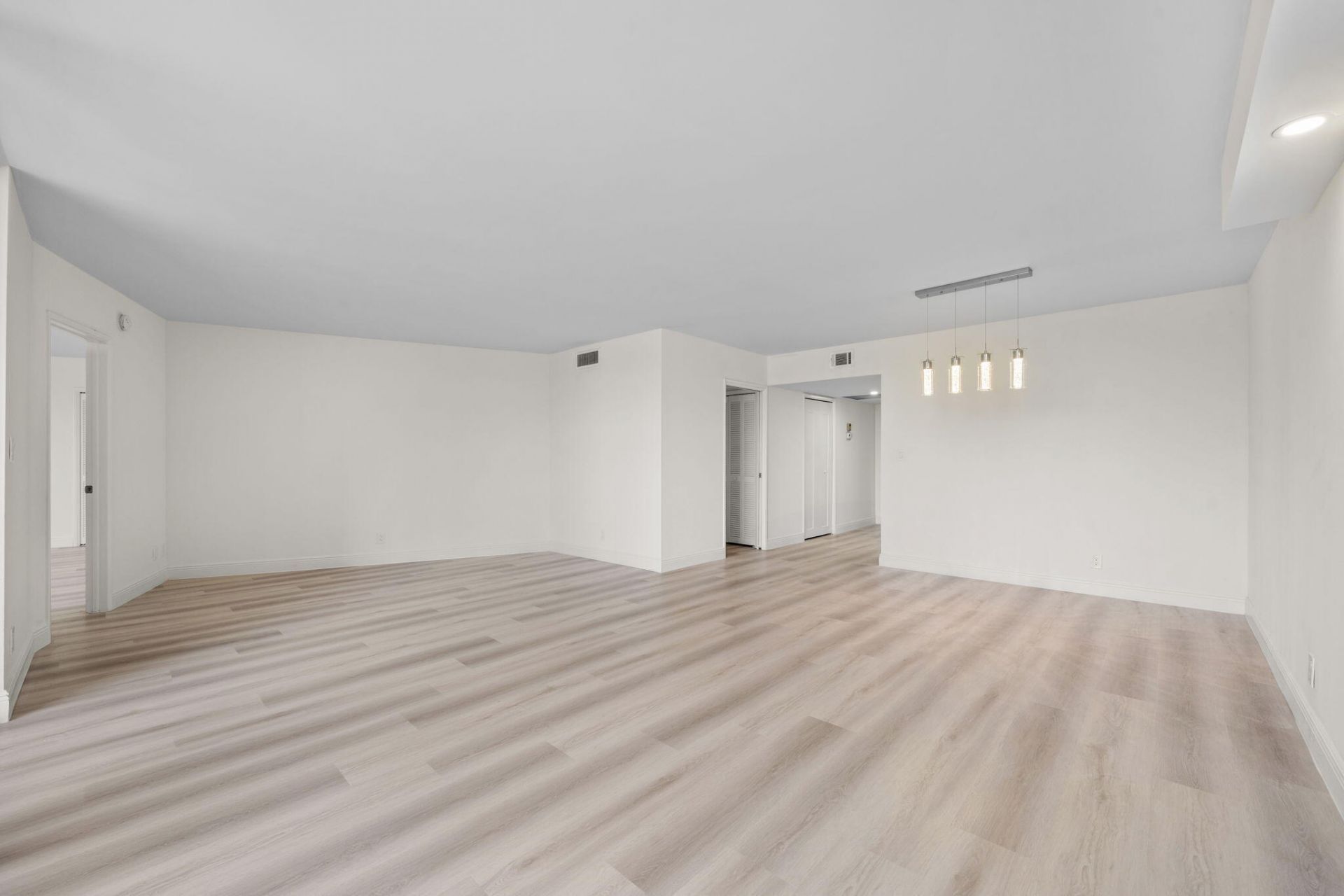 4020 W Palm Aire Drive, Unit 408, Pompano Beach, FL 33069 Photo