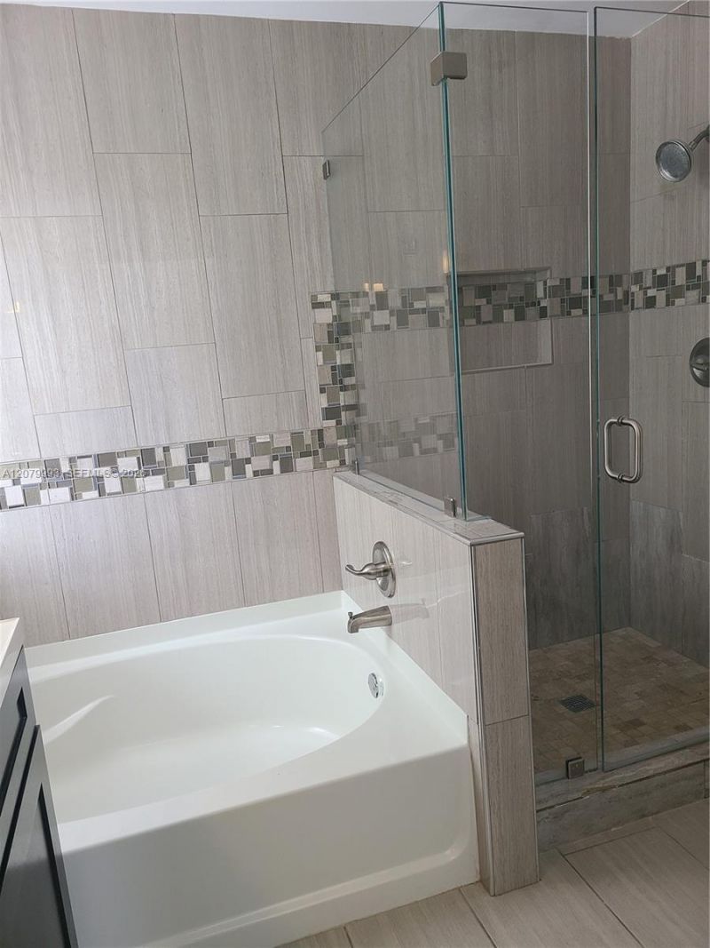 8820 SW 13th St, Pembroke Pines, FL 33025 Photo