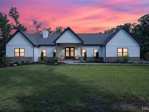 265 Whitetail Lane, Warrenton, MO 63383