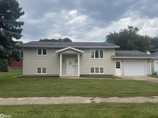 405 8th Street N, Humboldt, IA 50548