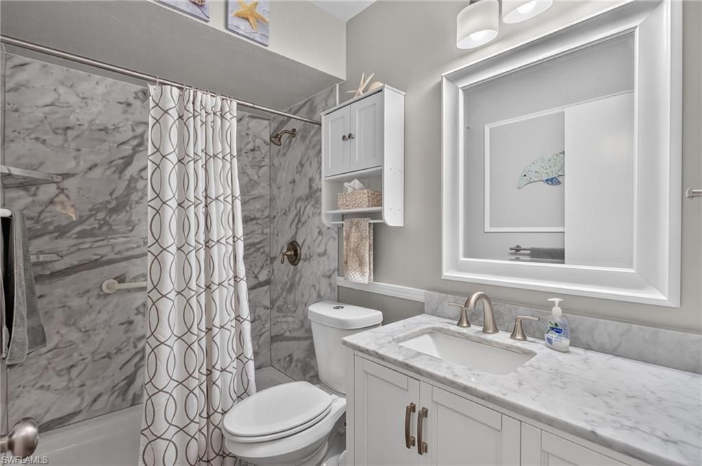 8430 Charter Club Cir, Unit 15, Fort Myers, FL 33919 Photo