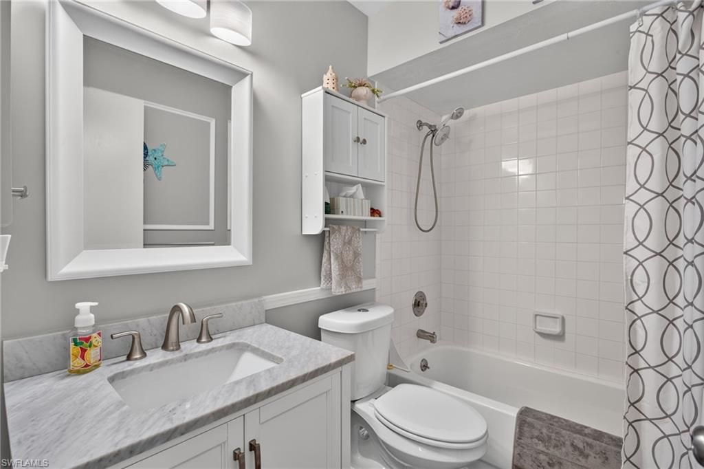 8430 Charter Club Cir, Unit 15, Fort Myers, FL 33919 Photo