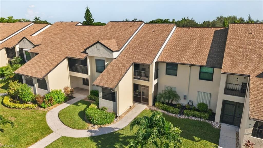 8430 Charter Club Cir, Unit 15, Fort Myers, FL 33919 Photo