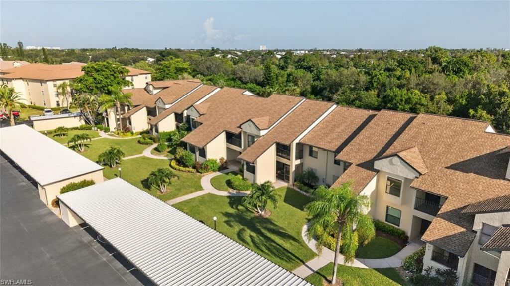 8430 Charter Club Cir, Unit 15, Fort Myers, FL 33919 Photo