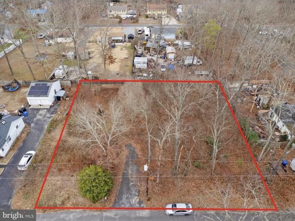 415 NEW JERSEY ROAD , BROWNS MILLS, NJ 08015