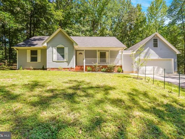 10521 ROOSEVELT DRIVE, KING GEORGE, VA 22485