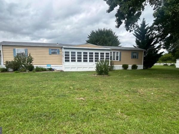 101 COUNTRY LANE, BUENA, NJ 08310