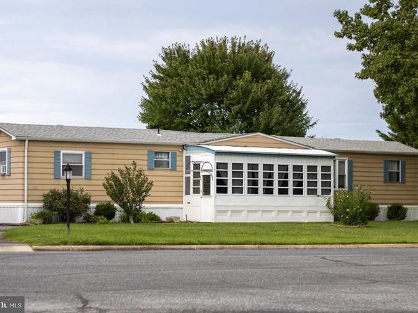 101 COUNTRY LANE, BUENA, NJ 08310