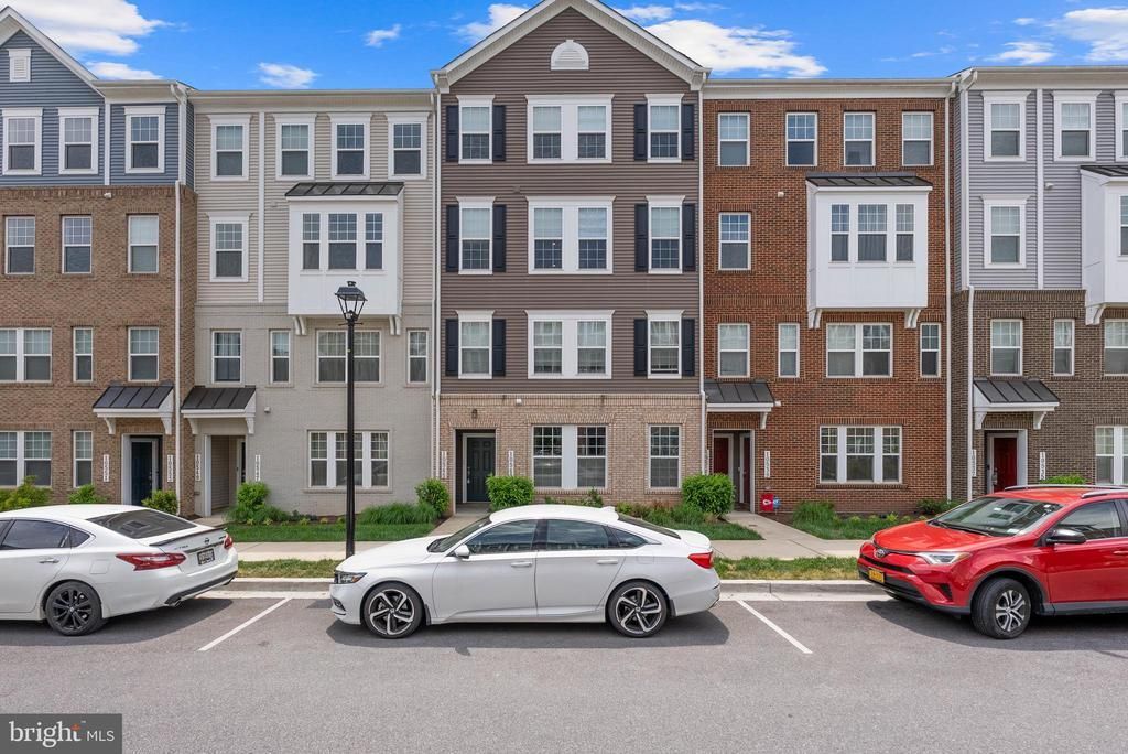 10545 JIM LOVELL LANE , LANHAM, MD 20706