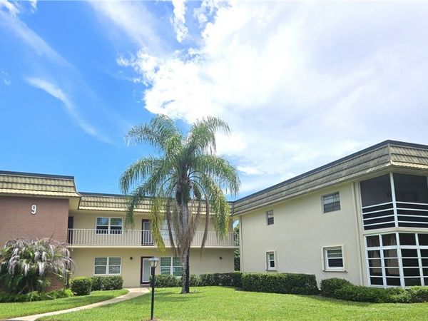 9 Vista Gardens Trail, Unit 205, Vero Beach, FL 32962