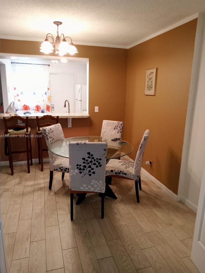 319 NE 14th Ave , Unit 604, Hallandale Beach, FL 33009 Photo