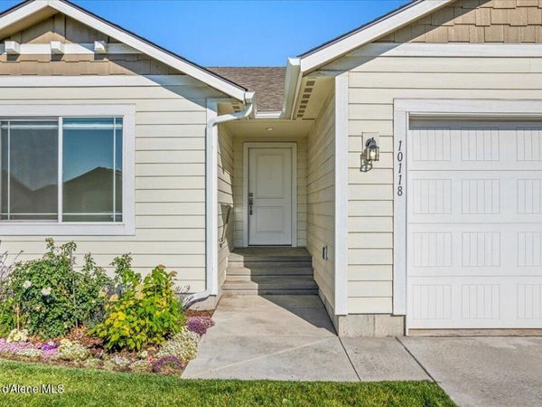 10118 N Belgrave LOOP , Hayden, ID 83835