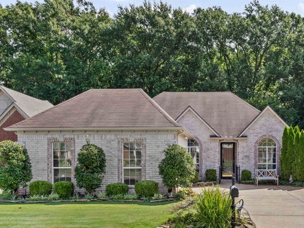 280 FOUNTAIN RIVER DR, Memphis, TN 38120