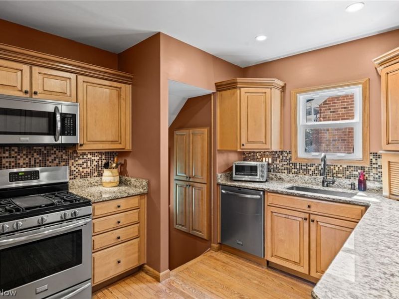 4163 W 62 Street, Cleveland, OH 44144 Photo 11