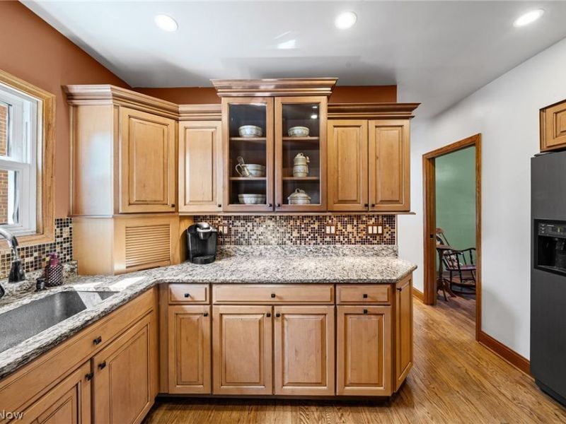 4163 W 62 Street, Cleveland, OH 44144 Photo 12