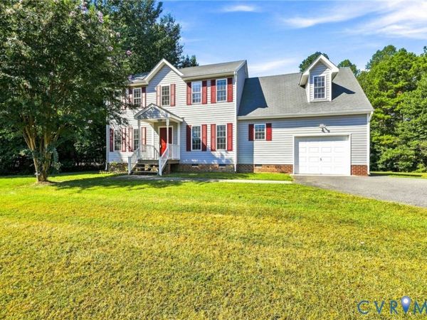 15718 Pypers Pointe Drive , Chesterfield, VA 23838