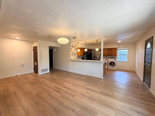 4606 S 2nd ST , Austin, TX 78745