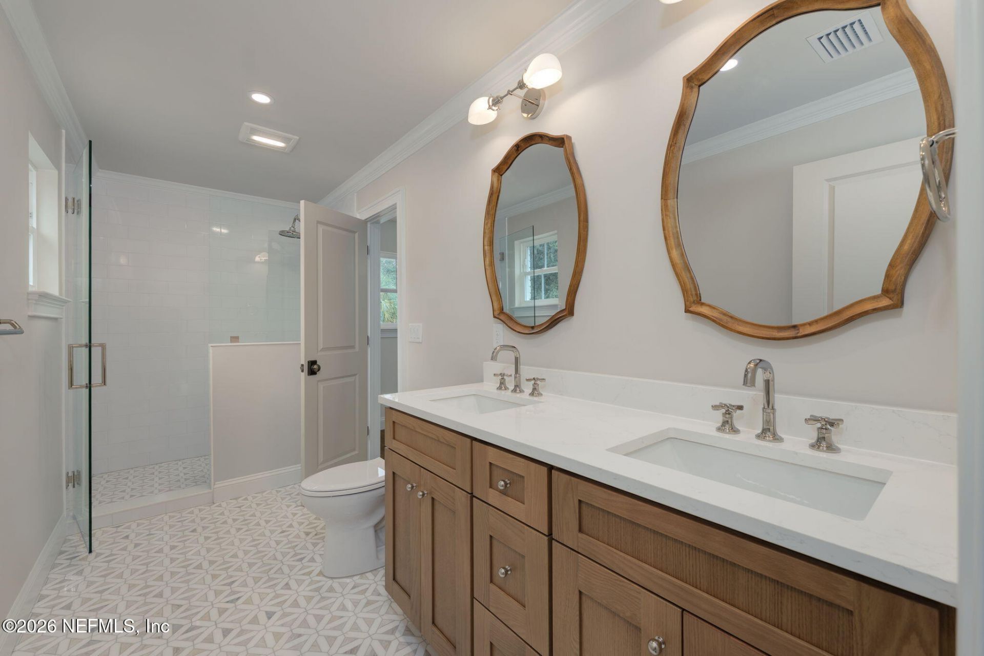 4275 Point La Vista Road W, Jacksonville, FL 32207 Photo