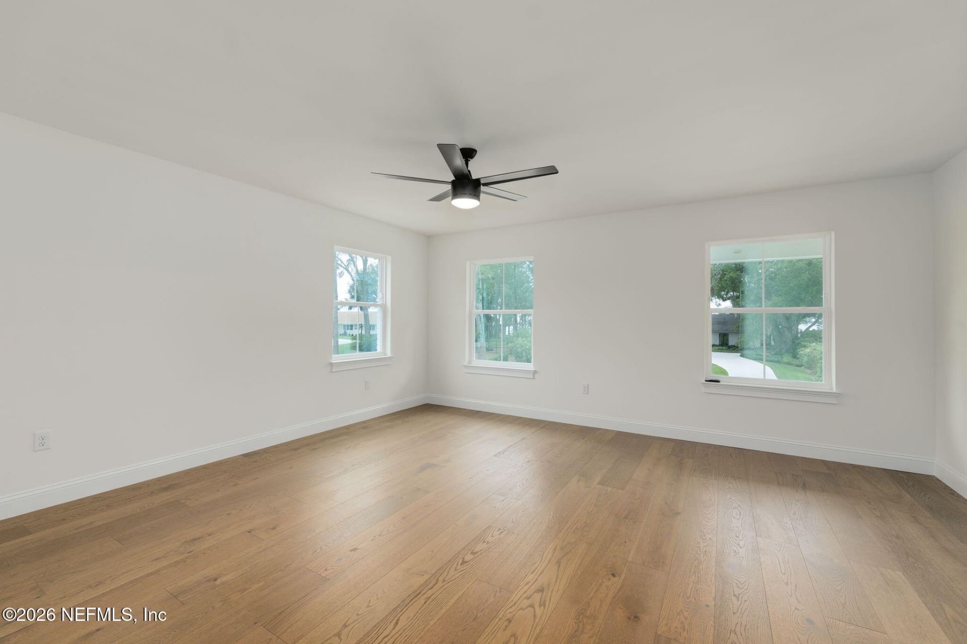 4275 Point La Vista Road W, Jacksonville, FL 32207 Photo