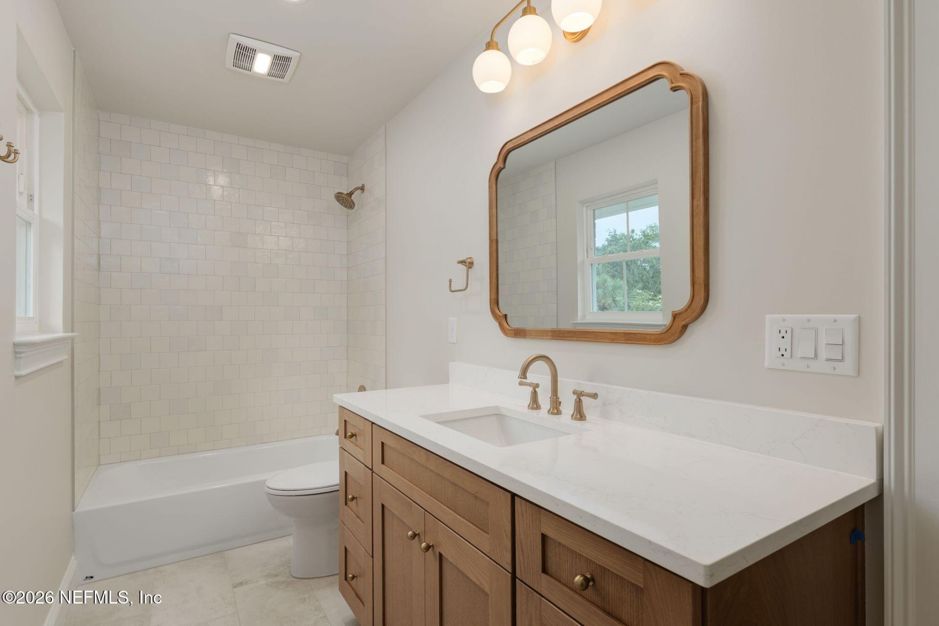 4275 Point La Vista Road W, Jacksonville, FL 32207 Photo