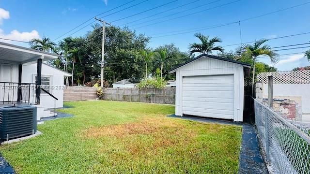 6371 SW 39th St , Miami, FL 33155 Photo