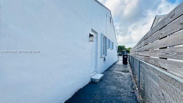 6371 SW 39th St , Miami, FL 33155 Photo