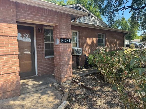 2331 Talco Drive , Dallas, TX 75241