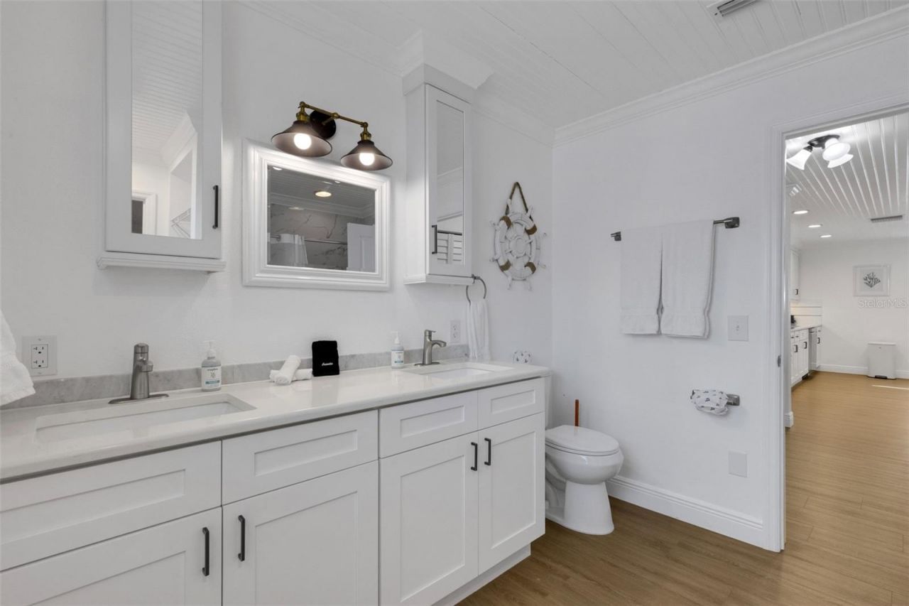 18317 Sunset Boulevard, Redington Shores, FL 33708 Photo