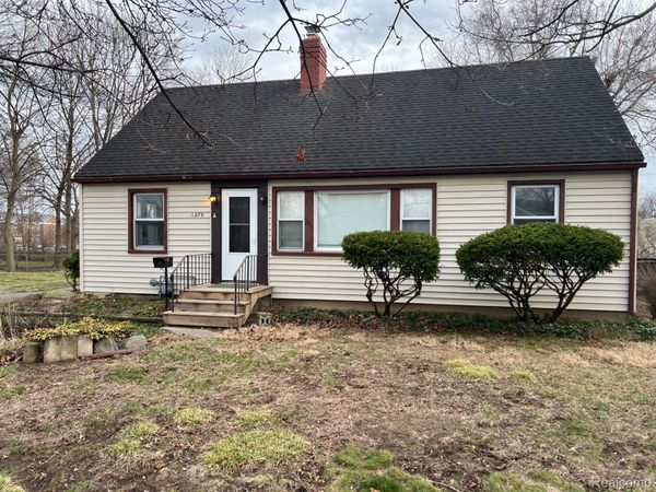 1275 University Avenue , Adrian, Mi 49221