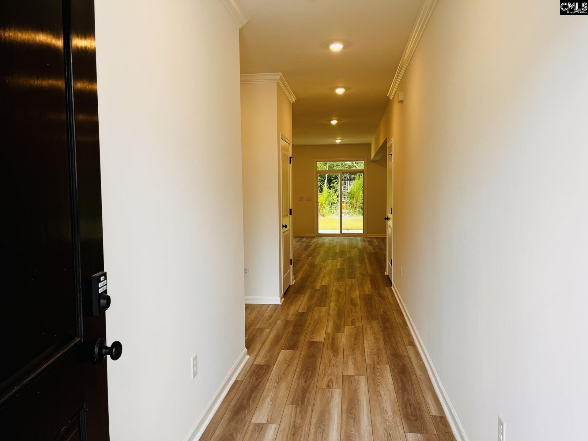 2018 Allan Crest Road Photo 6
