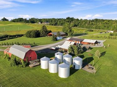 511 Hansen Point Road, Penn Yan, NY 14527