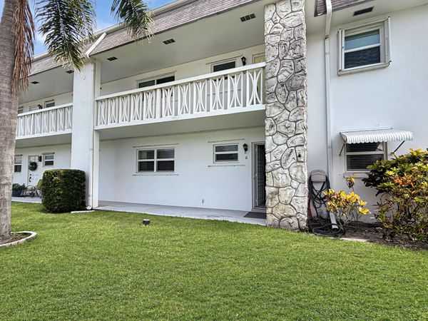 3154 Meridian Way S, Unit 6, Palm Beach Gardens, FL 33410