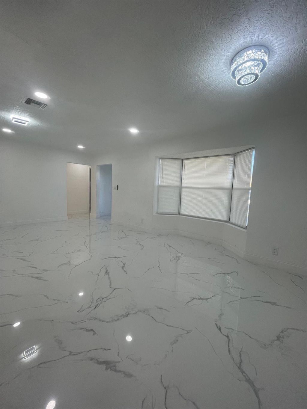 3290 NW 39th Street, Lauderdale Lakes, FL 33309 Photo