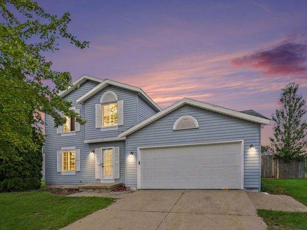 4911 Weatherstone Lane SE, Unit 12054812, Kentwood, MI 49508