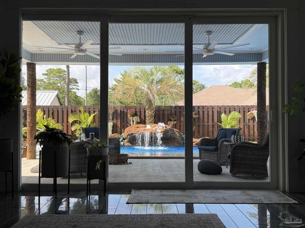 4832 Whitewood Rd, Gulf Breeze, FL 32563