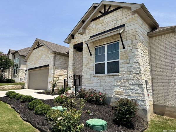 1162 THICKET LN, New Braunfels, TX 78132
