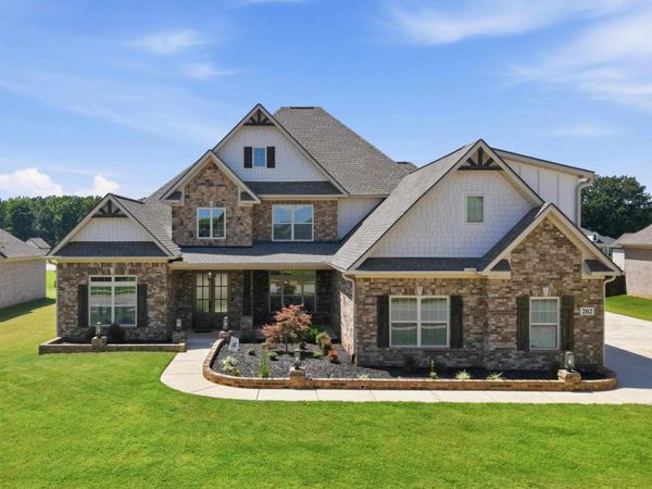 202 Cotton Branch Court, Meridianville, AL 35759