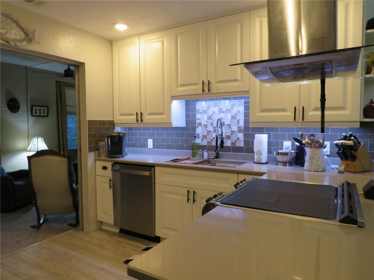 5820 N 43rd Terrace Terrace N, Unit 1404, Kenneth City, FL 33709 Photo