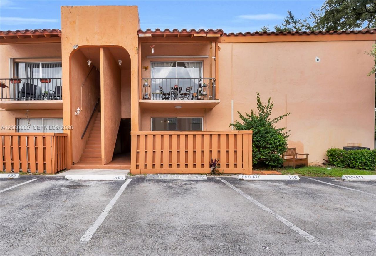 7100 Fairway Dr , Unit K11, Miami Lakes, FL 33014 Photo