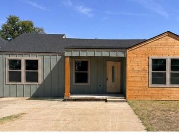 107 W Rogers Street, Arlington, TX 76011