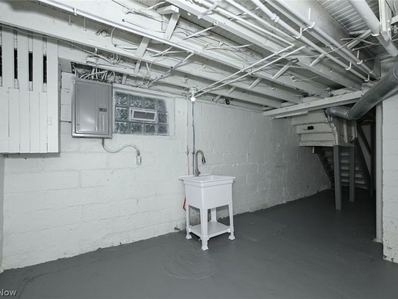 4289 E 136th Street, Cleveland, OH 44105 Photo 36