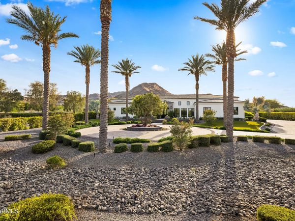 7970 N IRONWOOD Drive, Paradise Valley, AZ 85253
