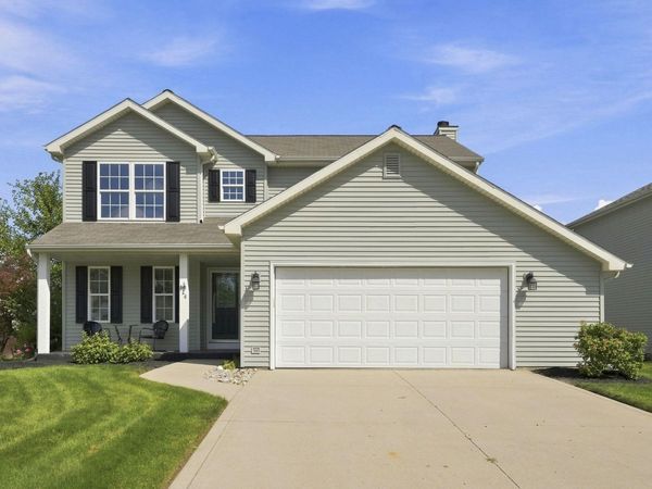 824 Ravenwillow Drive, Huntertown, IN 46748